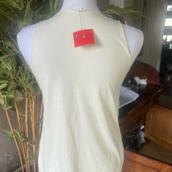 Lost and Found kitty cat blowing bubble tank top small NWT - Picture 6 of 9